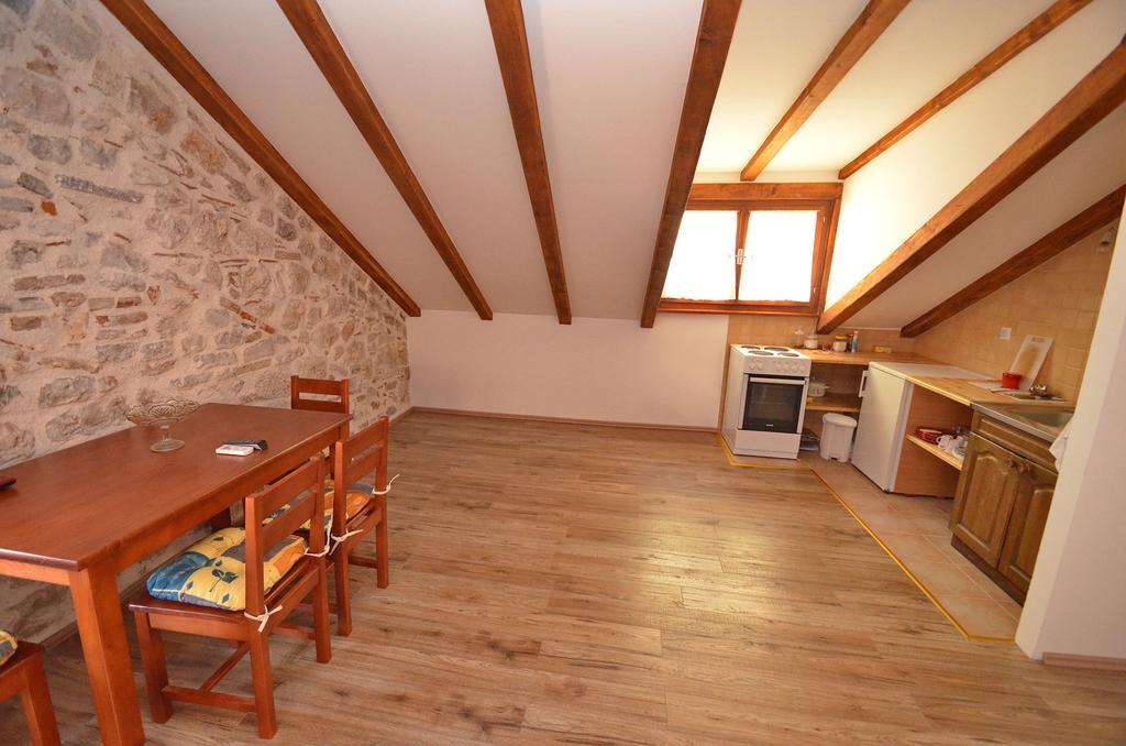 Apartments Historic Stone House Kotor Habitación foto